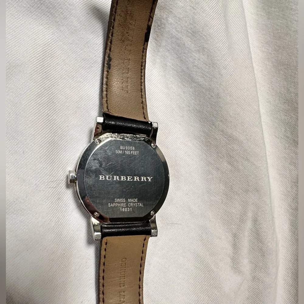 Burberry The City Men's White Checked Watch - 38mm case - BU9008 - Picture 7 of 9